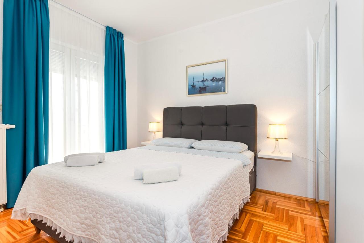 Apartments Plavi Biser Sibenik Bagian luar foto