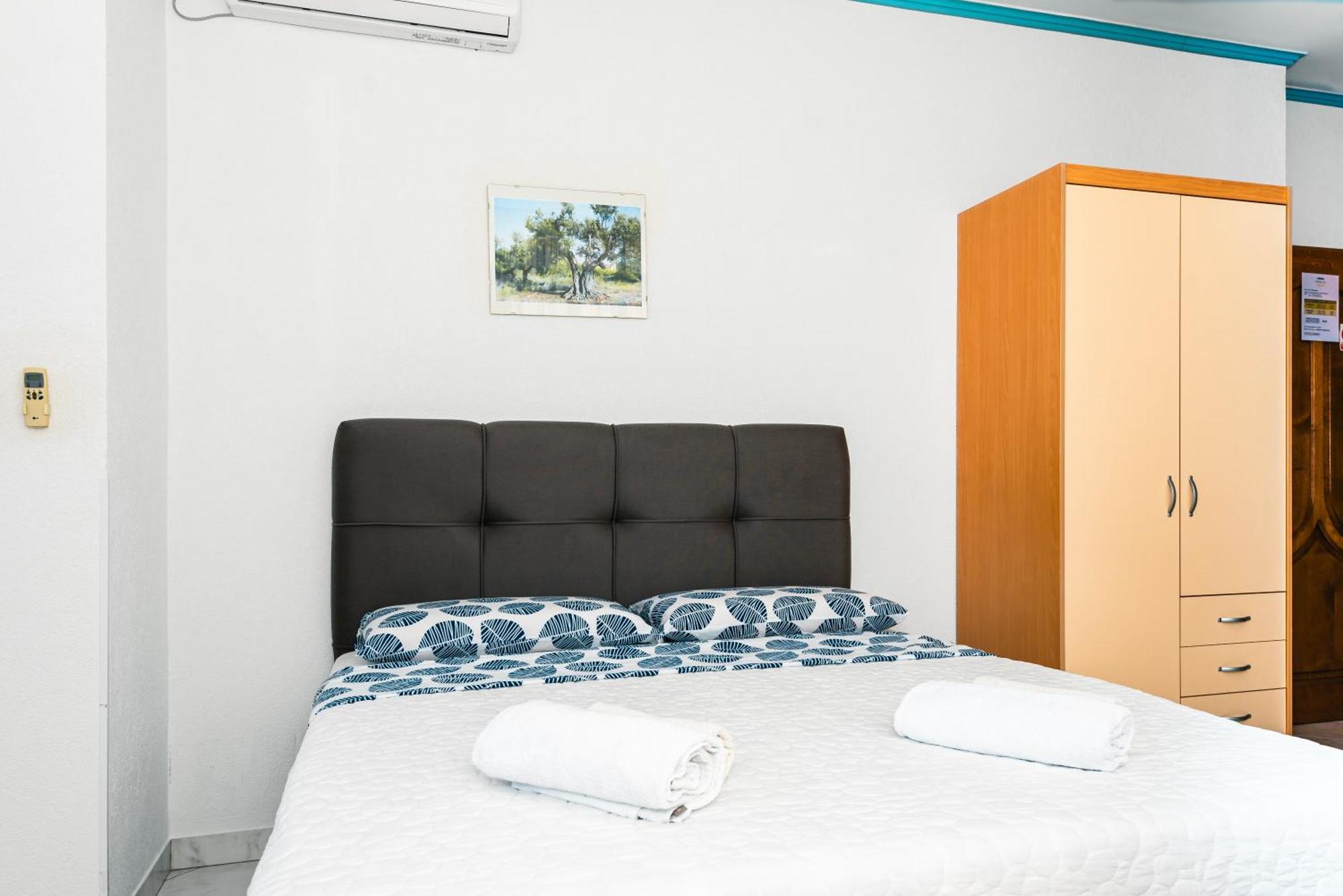 Apartments Plavi Biser Sibenik Ruang foto