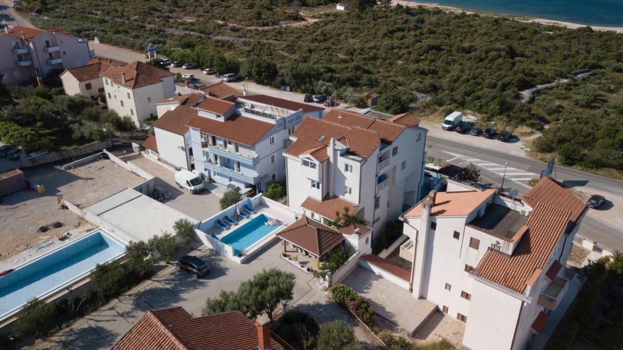 Apartments Plavi Biser Sibenik Bagian luar foto