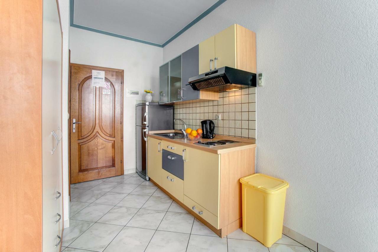Apartments Plavi Biser Sibenik Bagian luar foto