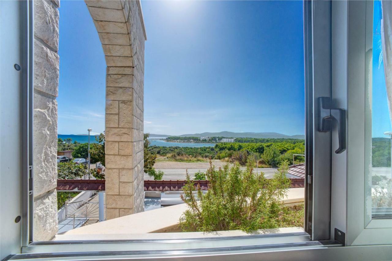 Apartments Plavi Biser Sibenik Bagian luar foto